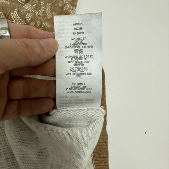 Bob Mackie Wearable Art Women’s Button-Up Cardigan Sweater - size M - Picture 9 of 10